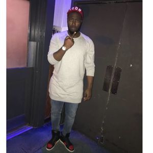 Meet your Posher, Akeem